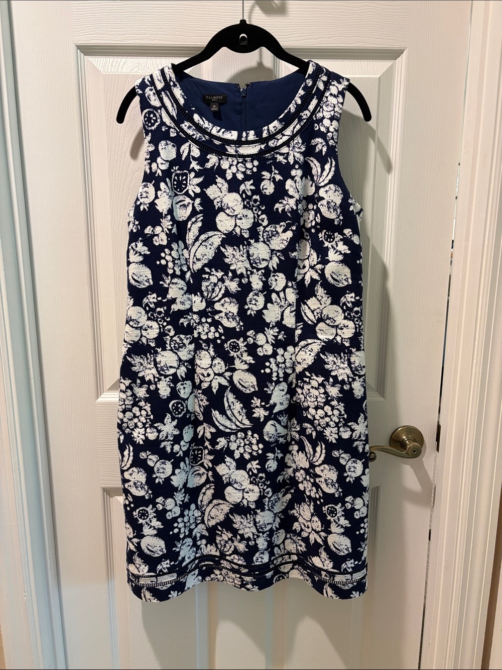 Talbots Navy and White Floral Sleeveless Shift Dress